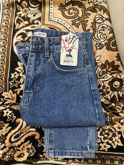 Джинсы новые