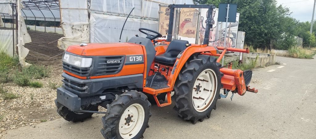 Tractor japonez Kubota GT30