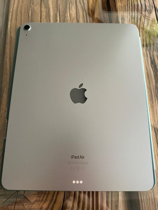 iPad 13 256gb + stylus pencil pro 2024