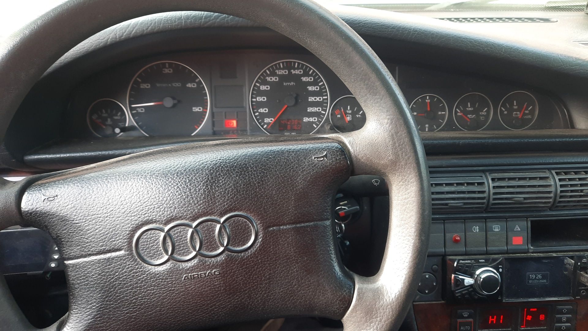 Продам Audi C4 А6, ААТ TDI V2,5 Универсал