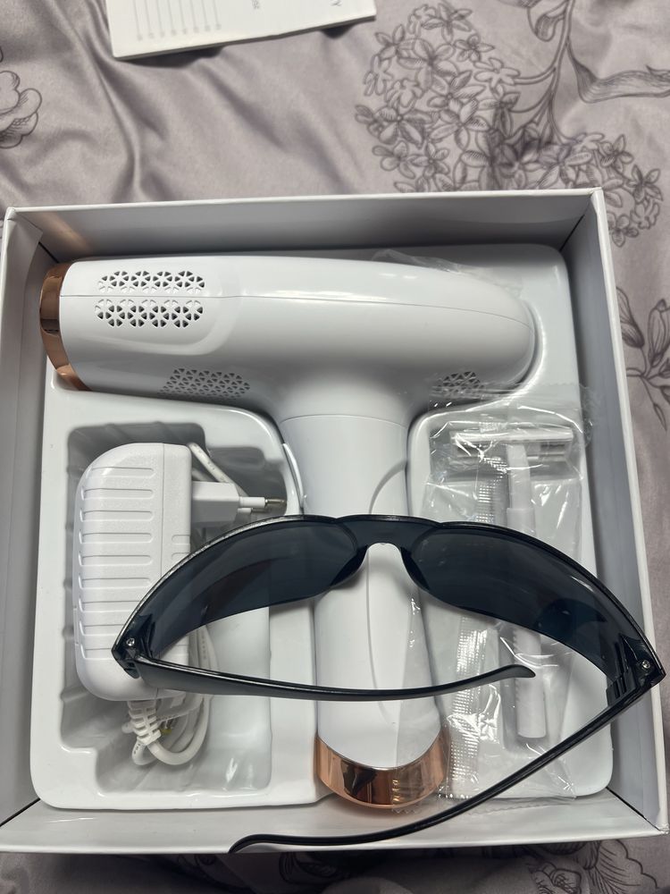 Vând epilator IPL,epilare definitiva fără durere .