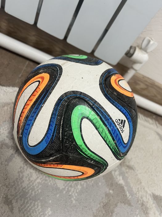 Мяч brazuka.         .