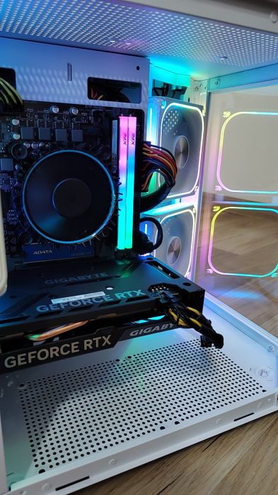 Pc gaming nou Rtx 4060/Core i5 14400F/16gb ram Gta V Fortnite Cs