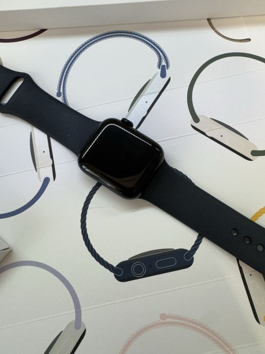 Apple Watch SE (2023), GPS, Carcasa Midnight Aluminium 40mm