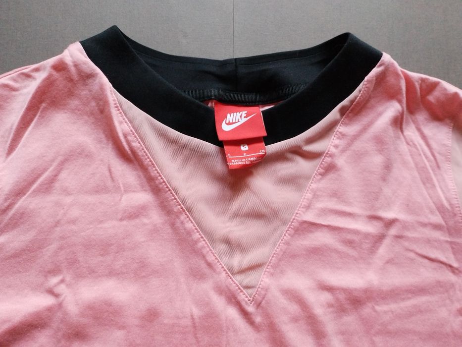 Nike -s -дамска тениска
