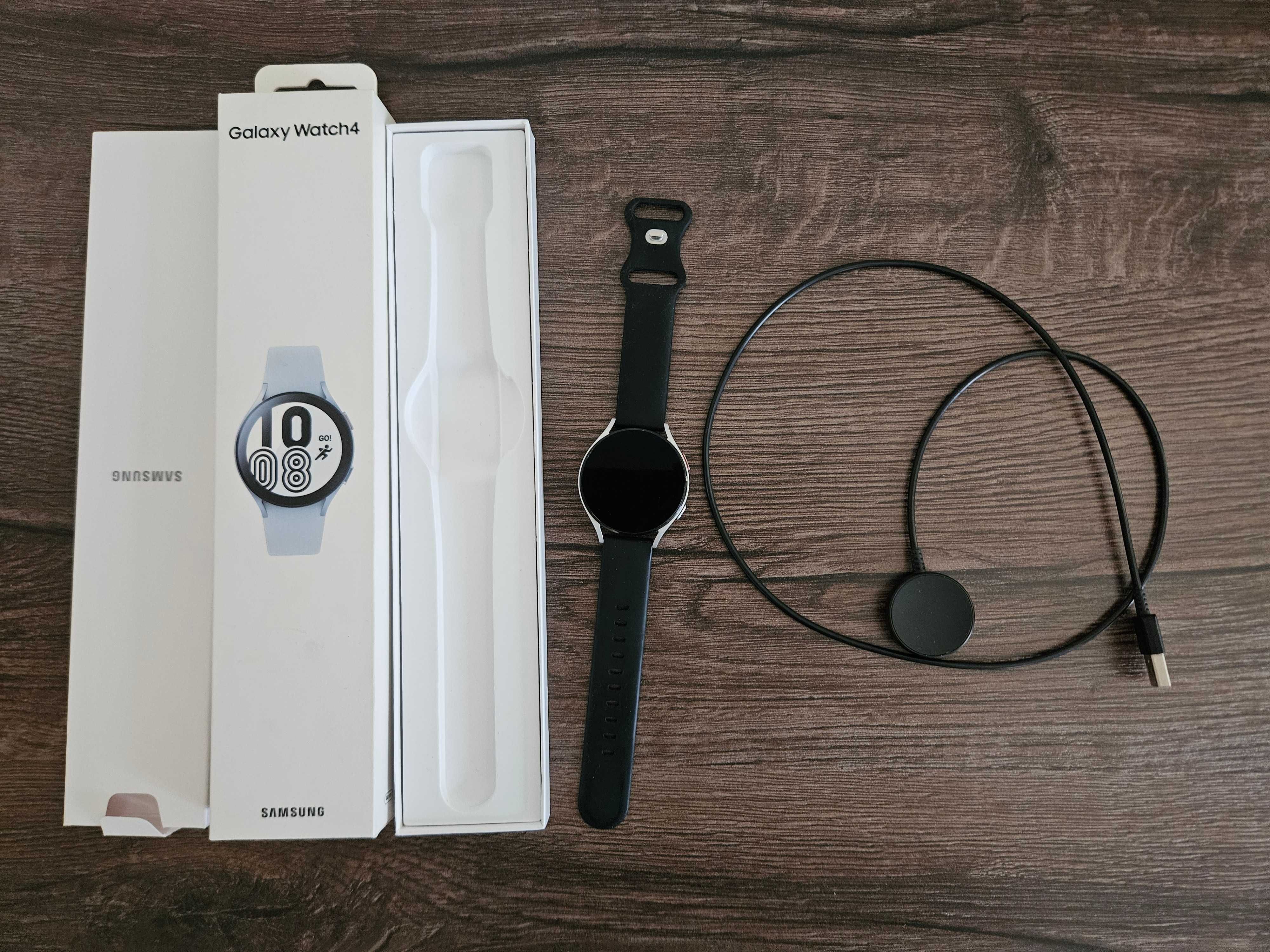 Samsung Galaxy Watch4 44mm за части