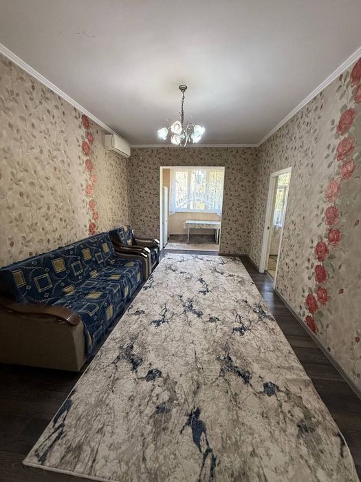 Юнусабад 8 квартал 2/3/4 (50²) продаётся квартира