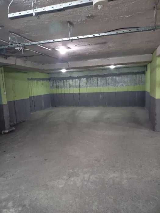 Loc de parcare in garaj subteran zona Obor Avrig Chiristigii