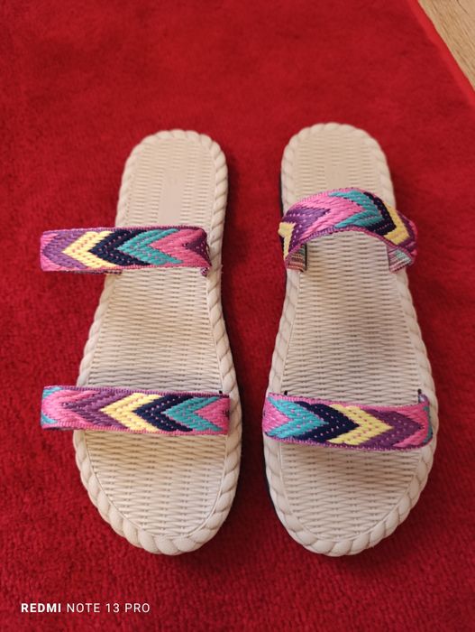 Slapi noi ușori nr 41