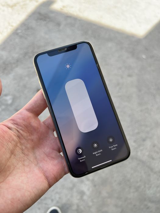 iphone XS 256GB gold