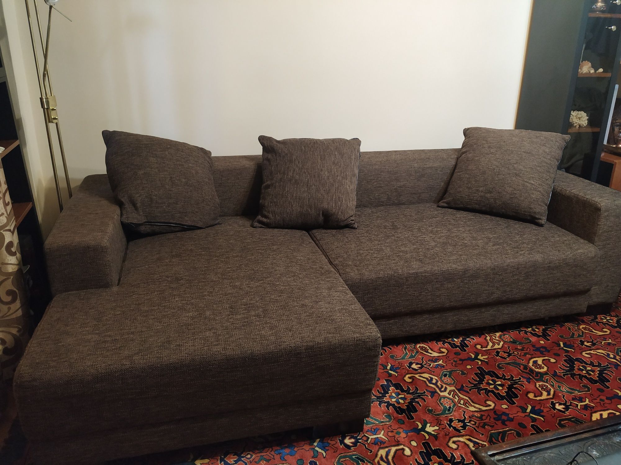 Canapele extensibile cu 3 și două locuri