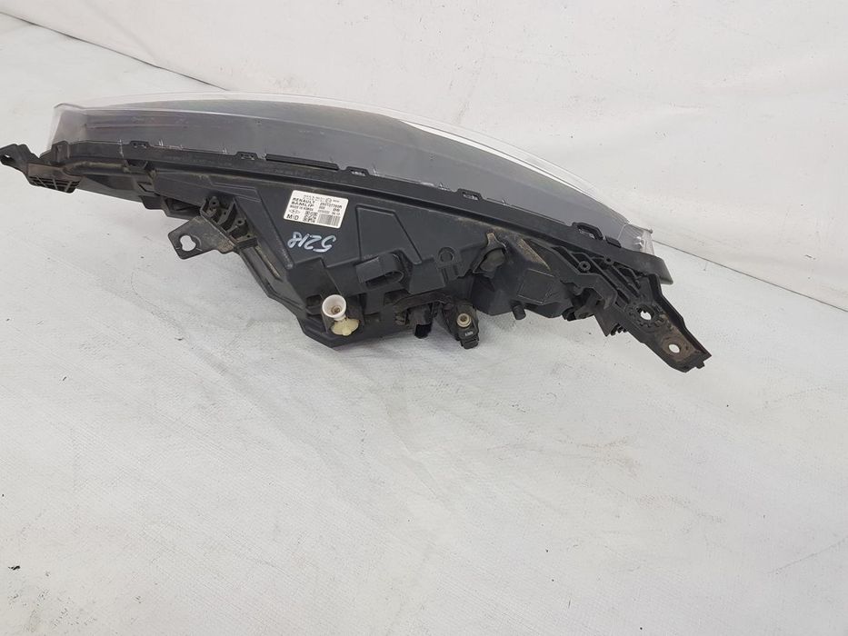 Far dreapta Full Led Renault Arkana dupa 2021