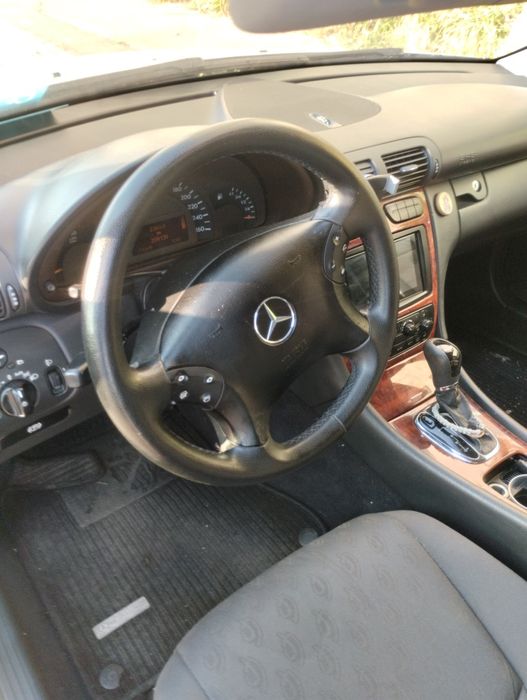 Мерседес 203W 2.2 Дизел