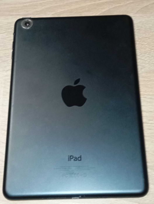 iPad модел -1432 за части