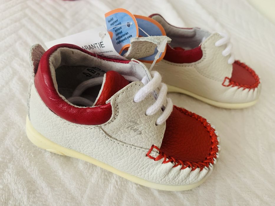 Papuci copii piele naturala Tino