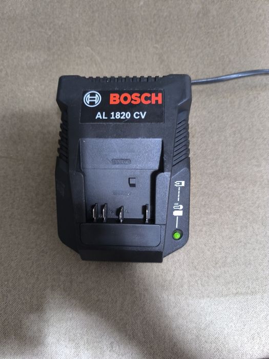 Încărcător Bosch AL1820CV