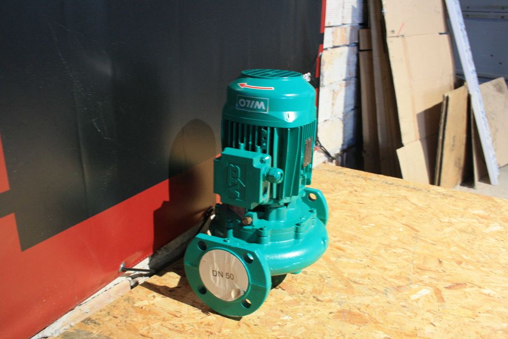 Циркулационна помпа Wilo IPL 50/160-0,55/4 | 0.55 kW
