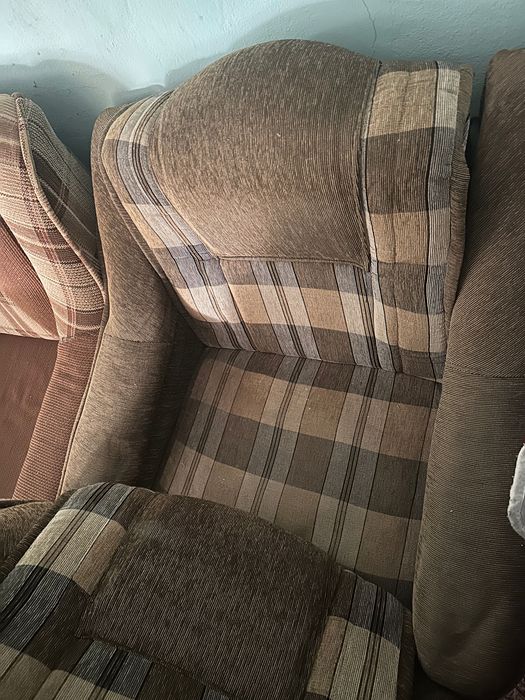 Vând 2 fotolii în stare foarte bună !