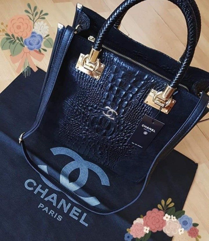 Geanta Chanel piele naturala,insertii croco,saculet, etichetă