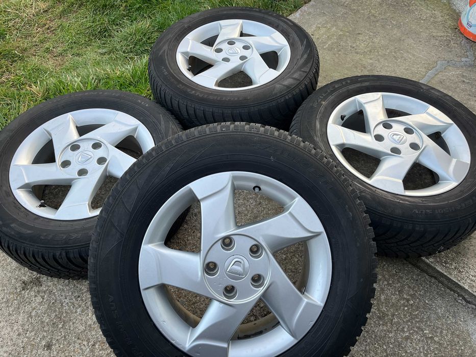 Jante 16 DUSTER cu anvelope Iarna M+S 215/65/16 Foarte Bune