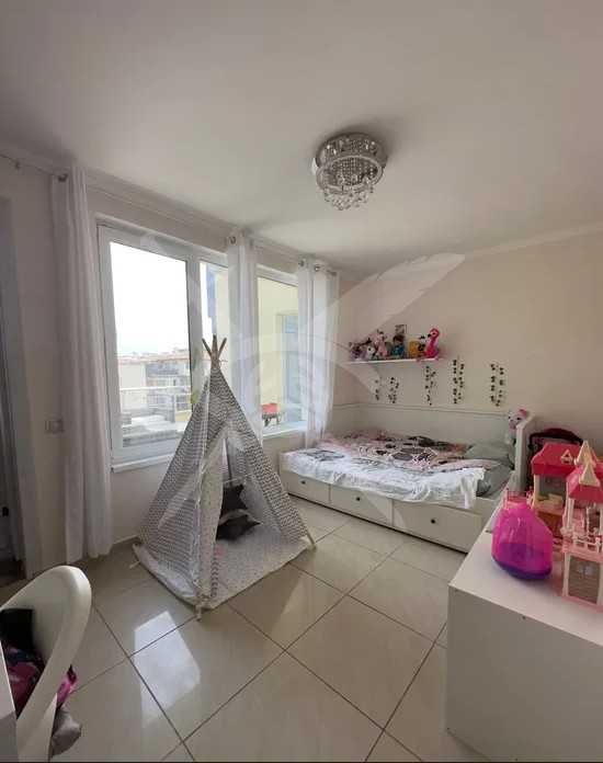 Продава се Тристаен апартамент в Поморие - 110 кв.м за 1272 €/кв.м - Снимка #1