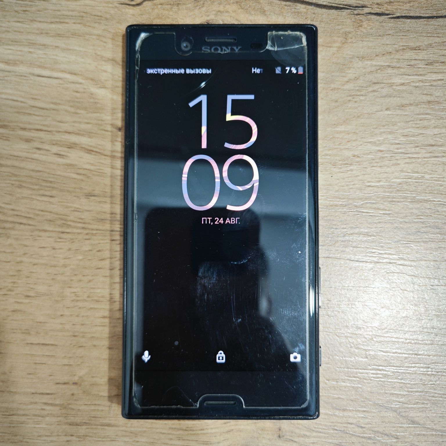 Супер маленький смартфон Sony Xperia X Compact