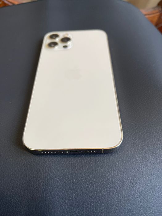 iphone 12 pro Gold в отлично състояние