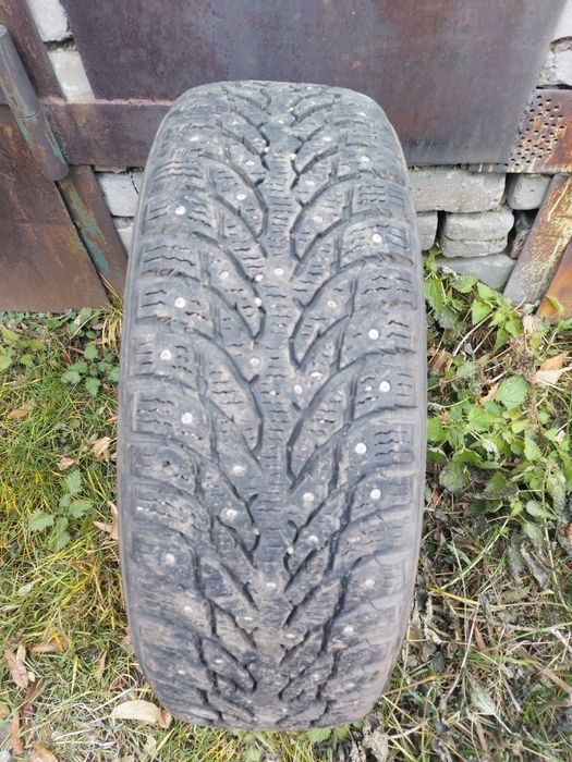 Резина р 17 225,/65 4 штуки продам