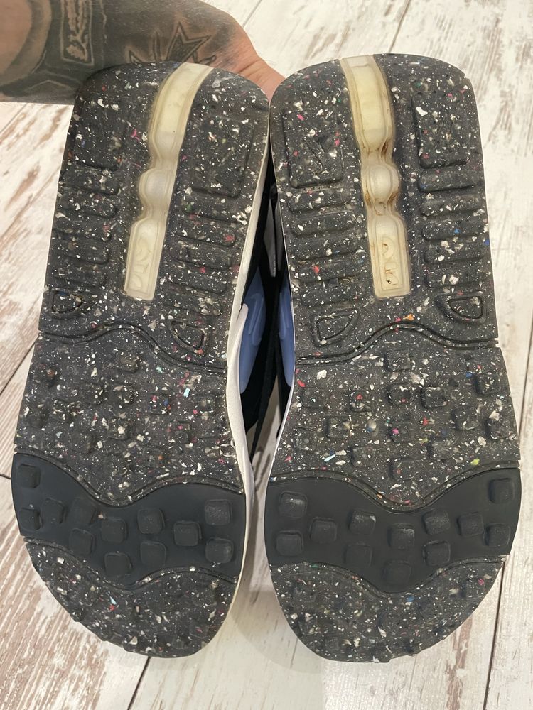Оригинални маратонки Nike Air Max Furyosa