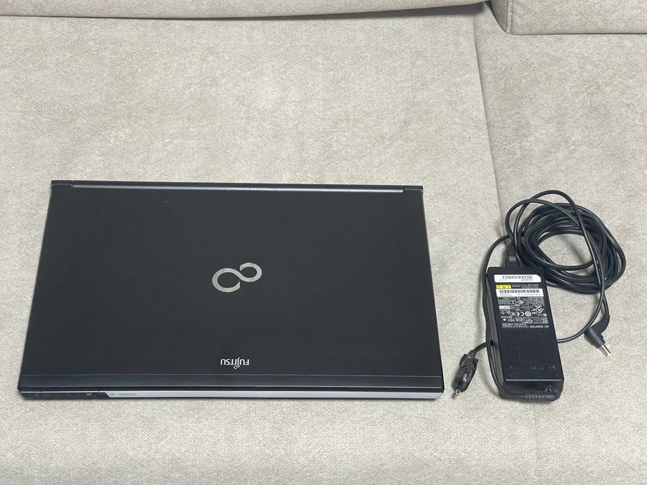 Лаптоп Fujitsu Celsius H720 i7-3720QM