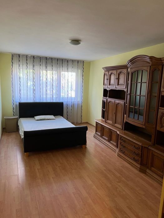 Chirie Ap 3 camere Centru Nou