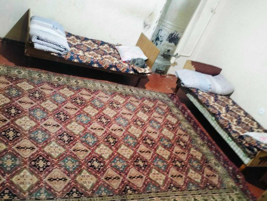 FAQAT 2 ta student qizlar ijaraga hovli bezmakler