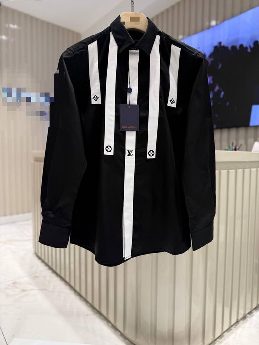 Мъжки ризи различни модели