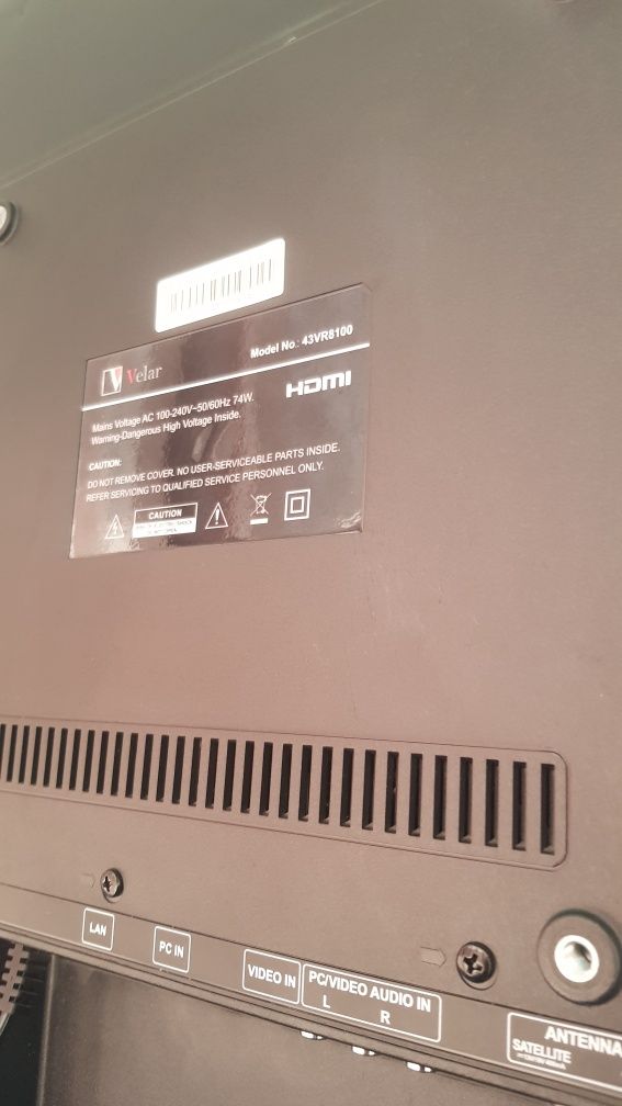 43 Velar Smart Tv Sotiladi