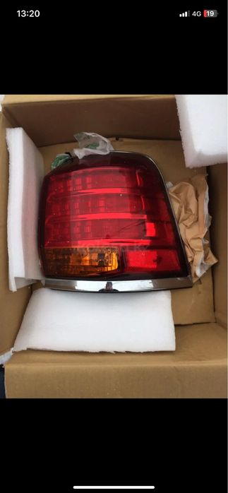 Комплект задних фонарей Lexus lx570