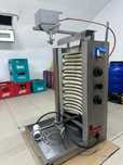 Vand 2 aparate de shaorma/kebab , cutit electric si grill
