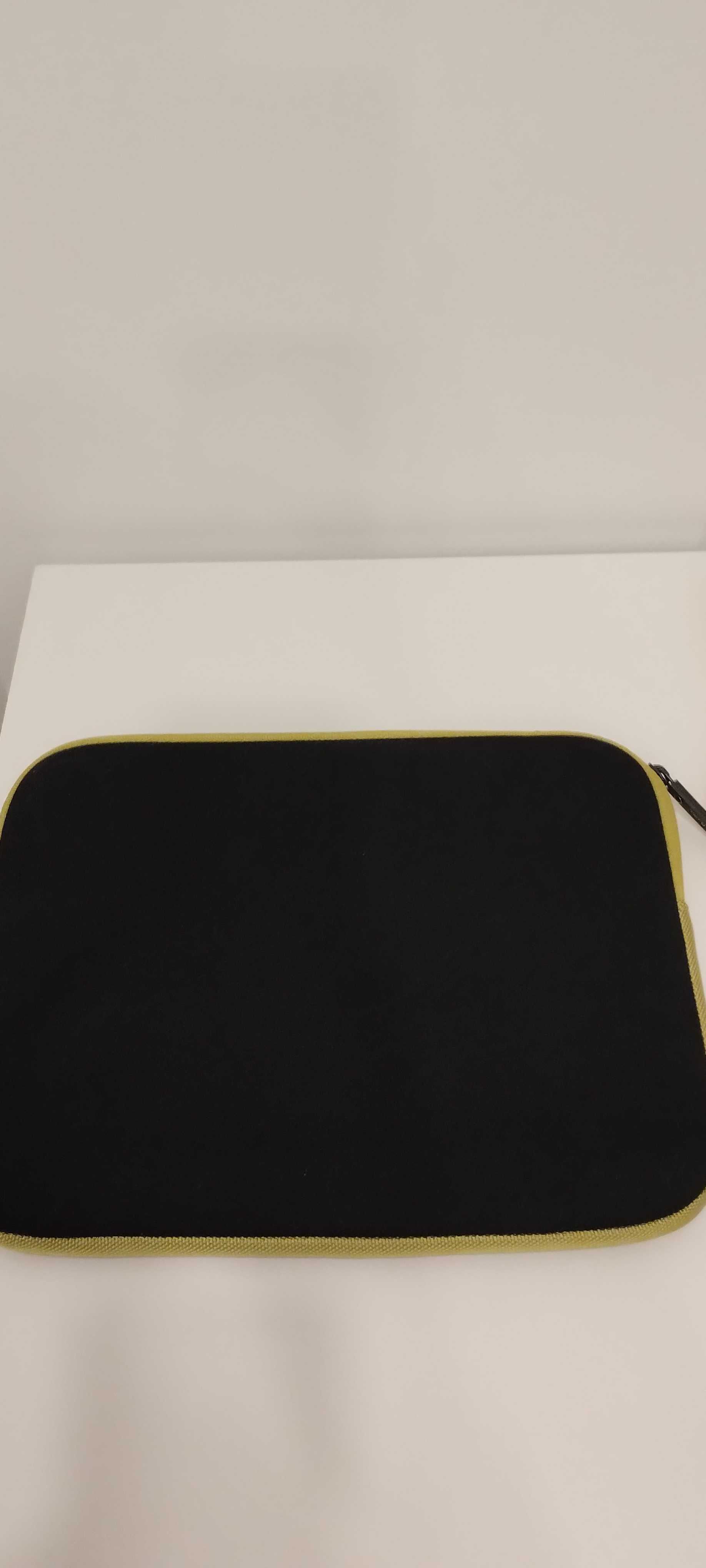 Huse laptop neutilizate