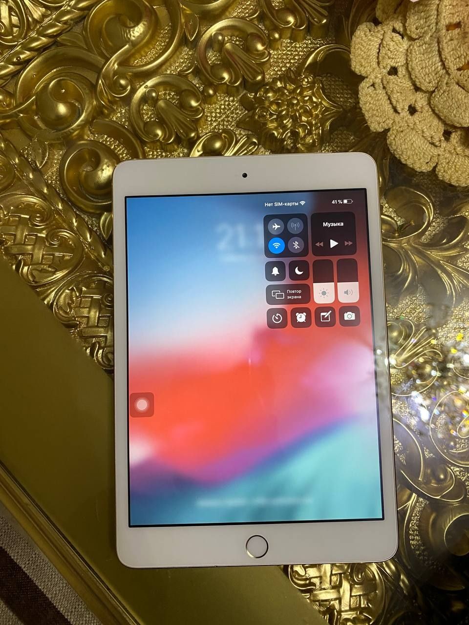 Ipad mini 3 sotiladi