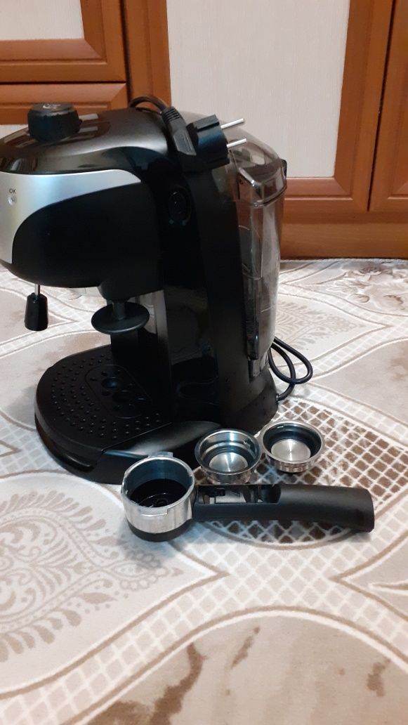 Кафемашина Delongi