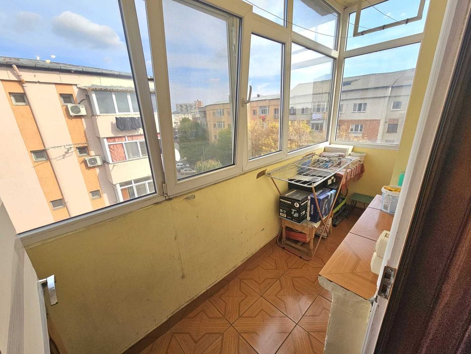 Apartament decomandat, 2 camere, Craiova