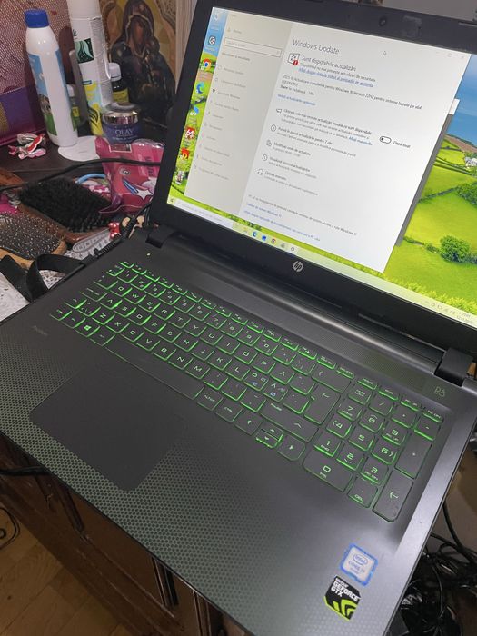 Laptop HP Pavilion Gamimg 15,  i7-6700HQ, GTX 4gb, 16gb ram, ssd