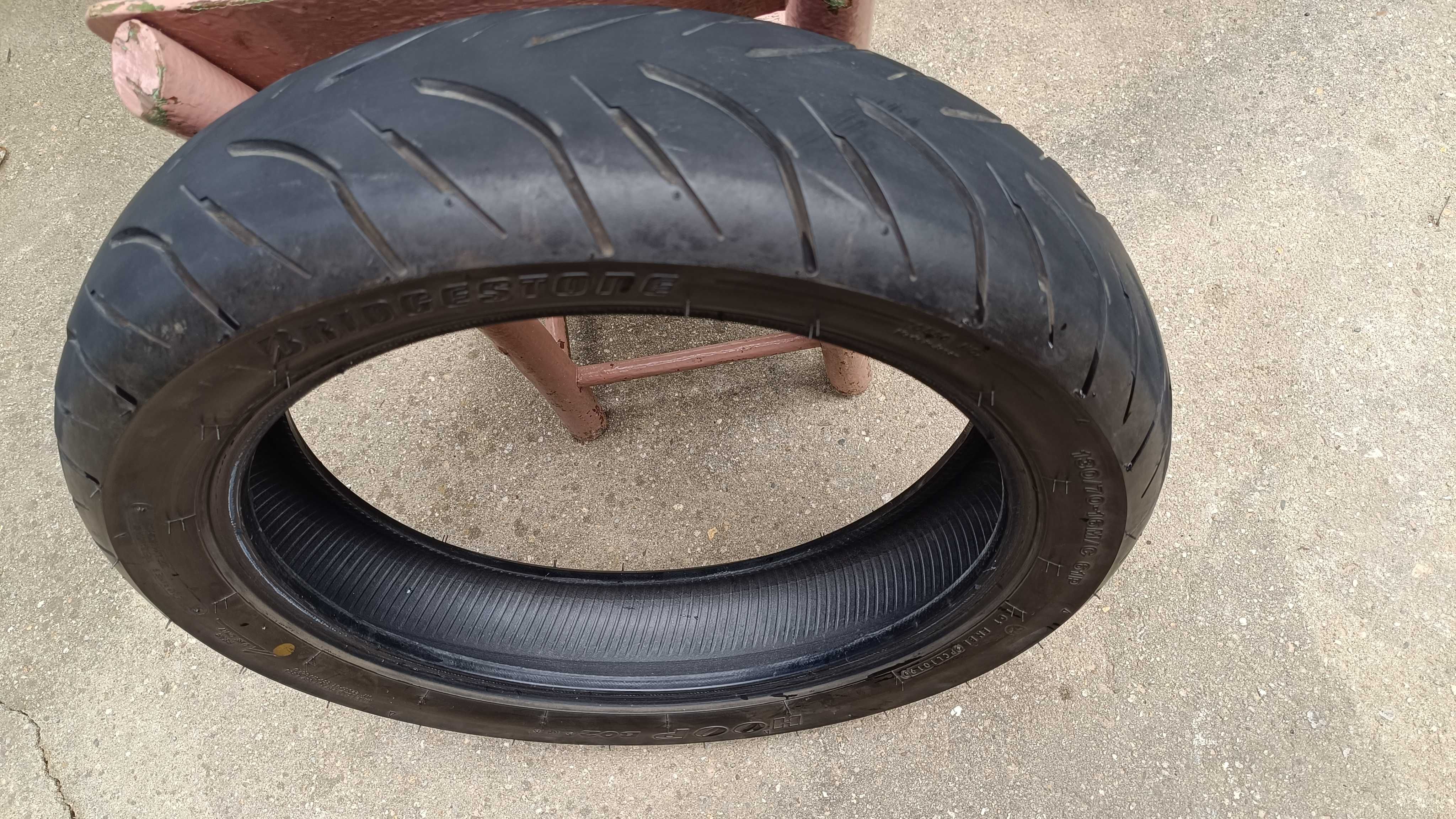 Гуми Bridgestone HOOP B02 & B03 Dot 1019 за Honda Sh 300