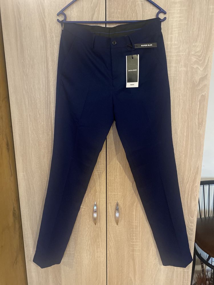 Jack & Jones pantaloni cu dunga Franco bleumarin