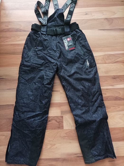 Нов ски гащеризон