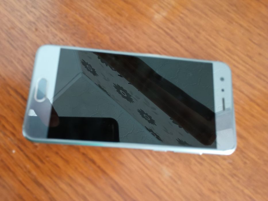 Telefon mobil Honor 9
