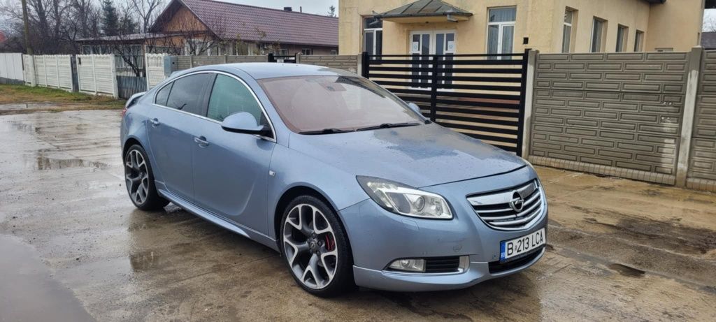 Vând Opel insignia sau schimb