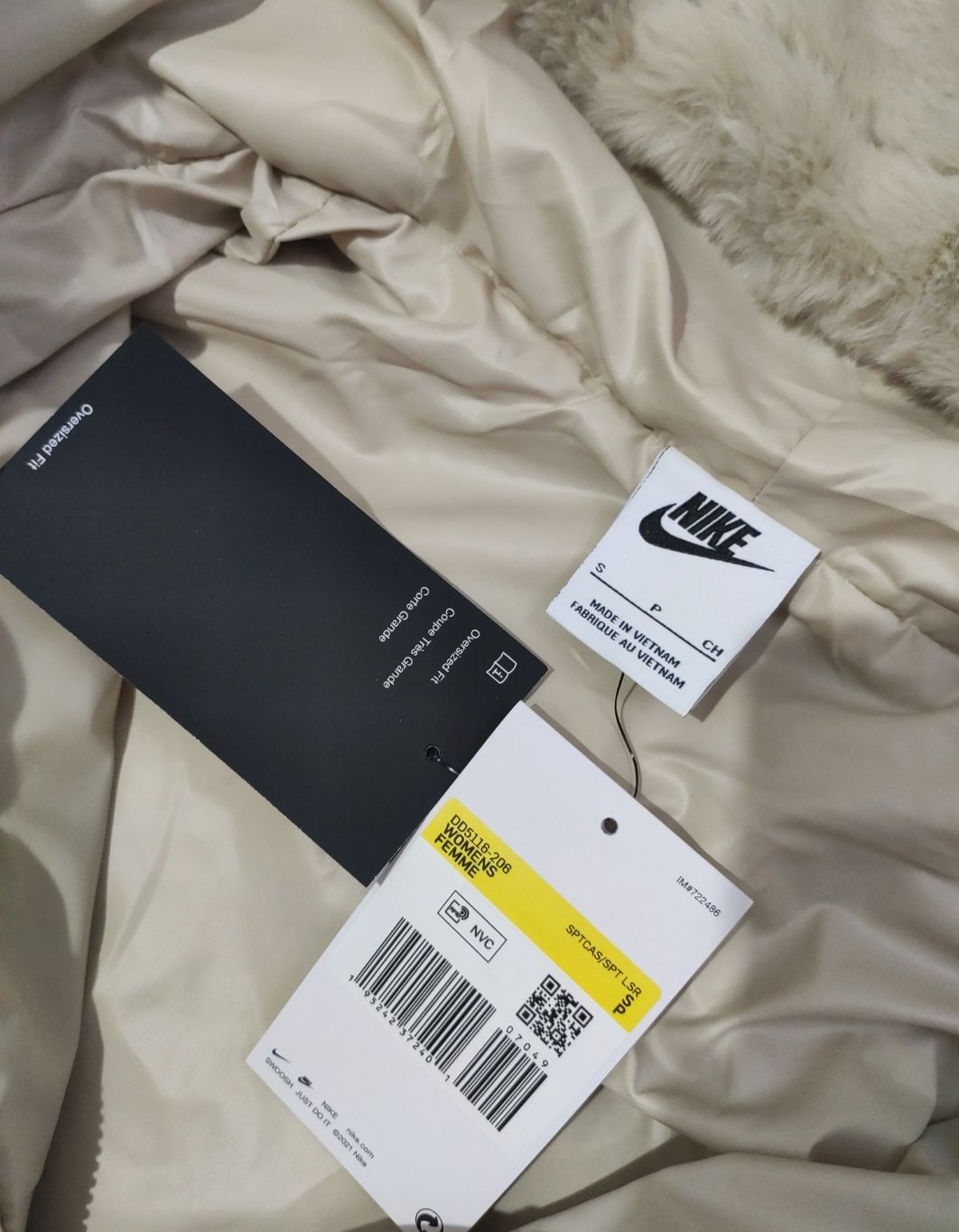 Geaca damă Nike mărimea S oversize
