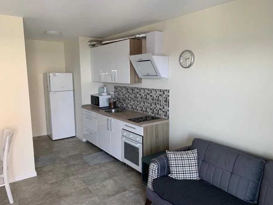 Дава се под наем Двустаен апартамент в Созопол - 60 кв.м за 459 € - Снимка #2