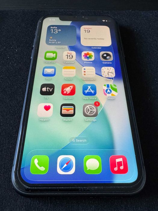 Аpple iPhone 11 64GB – Отлично състояние, Отключен за всички оператори