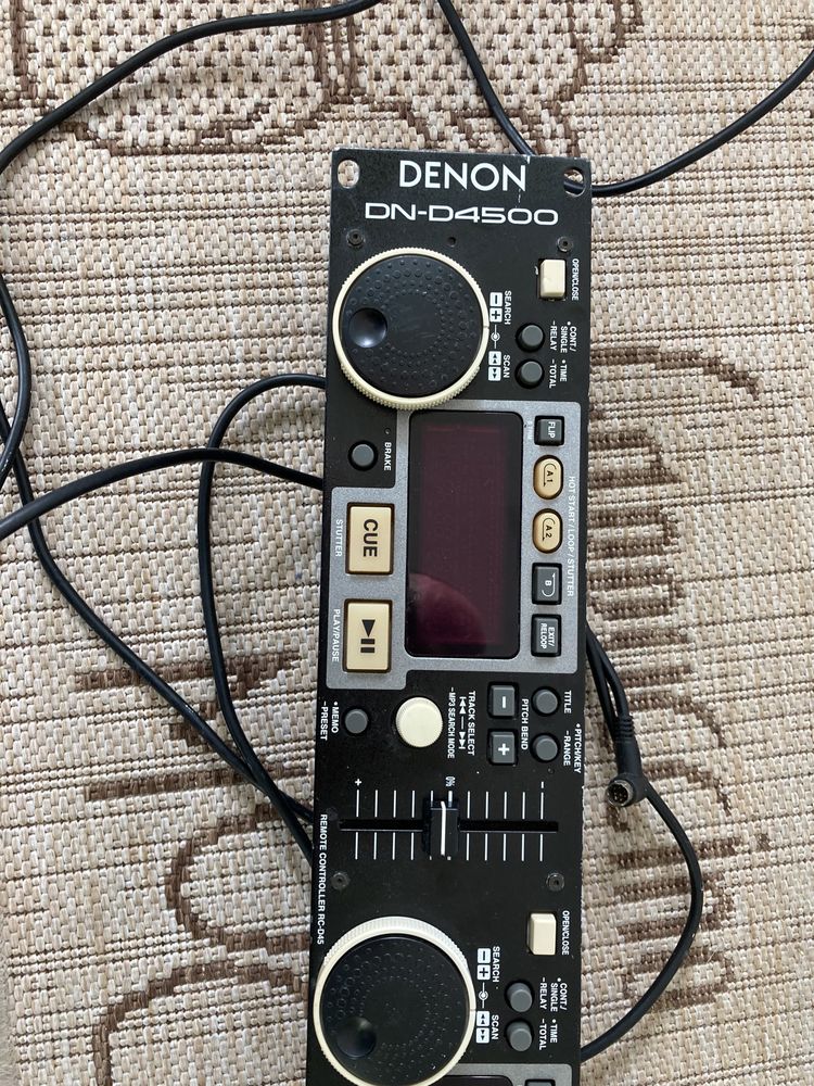 Denon DN-D4500 DJ миксер